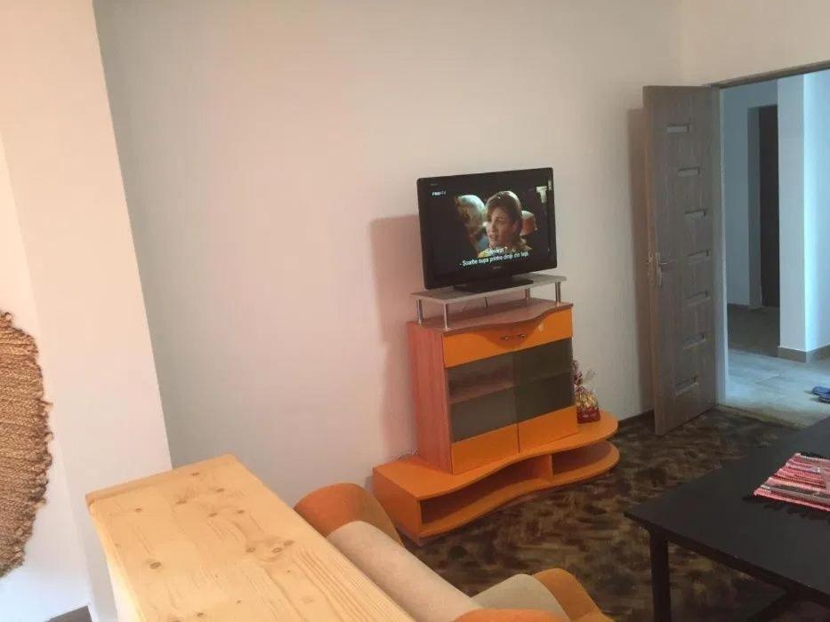 Apartament Marian Lejlighed Orşova Eksteriør billede