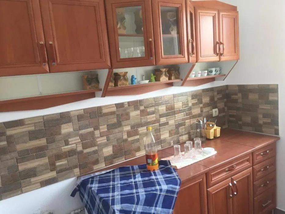 Apartament Marian Lejlighed Orşova Eksteriør billede